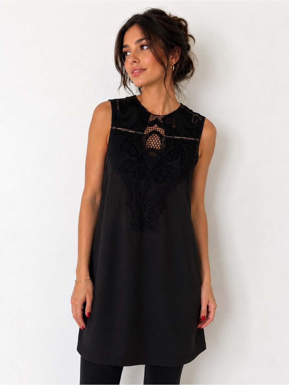 Chelsea28 Black Lace Yoke Shift Dress